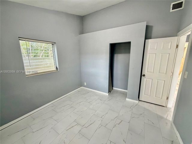 836 NW 12th Ter 2, Fort Lauderdale, FL 33311