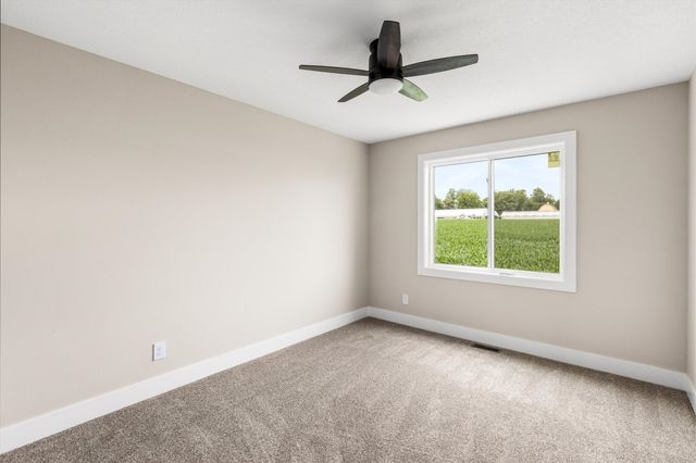 2725 Yordi Drive Drive, Norwalk, IA 50211