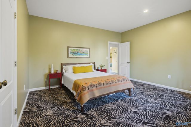 1928 Shellbrook Drive, Huntsville, AL 35806