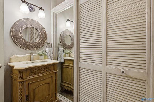 1928 Shellbrook Drive, Huntsville, AL 35806