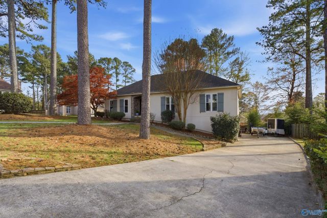 1928 Shellbrook Drive, Huntsville, AL 35806