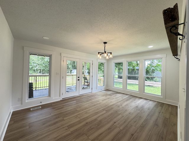 380 Martin Rd, Clarksville, TN 37042