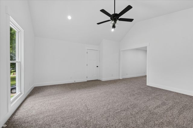 380 Martin Rd, Clarksville, TN 37042