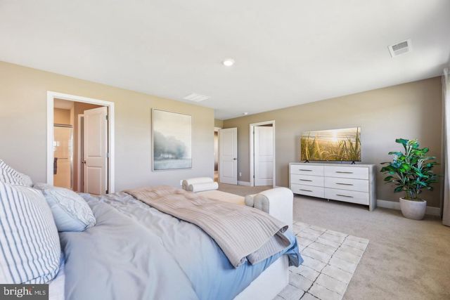 138 WAPPINGER TER, Winchester, VA 22602