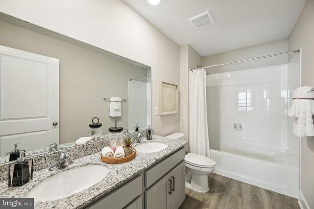 138 WAPPINGER TER, Winchester, VA 22602