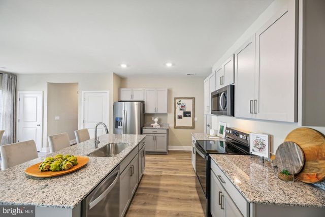 138 WAPPINGER TER, Winchester, VA 22602
