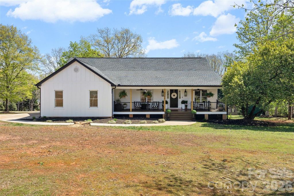 6396 Crosswinds Drive, Clover, SC 29710