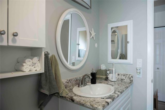 6061 CORAL WAY, Bradenton, FL 34207
