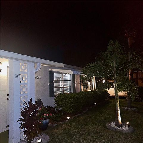 6061 CORAL WAY, Bradenton, FL 34207