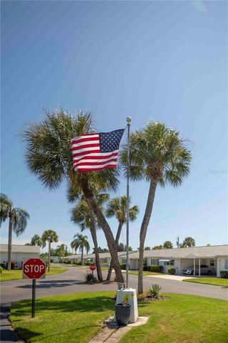 6061 CORAL WAY, Bradenton, FL 34207