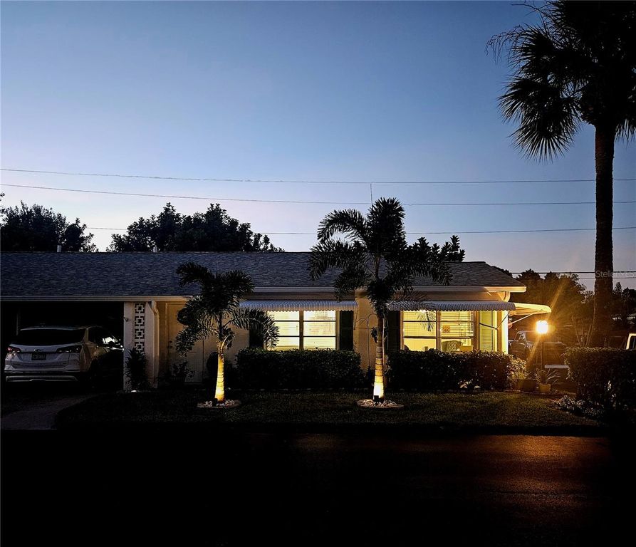 6061 CORAL WAY, Bradenton, FL 34207