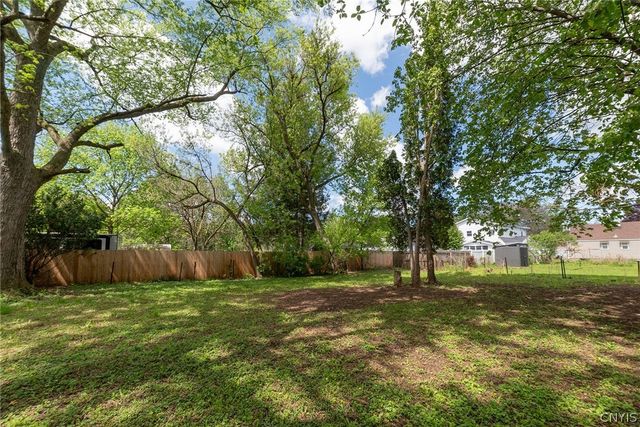 210 Ruhamah Avenue, Onondaga, NY 13205