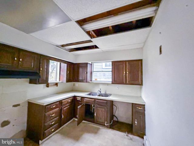 2448 MANSFIELD AVE, Drexel Hill, PA 19026