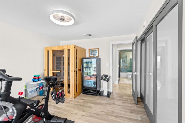 1160 Hillsboro Mile Ph, Hillsboro Beach, FL 33062