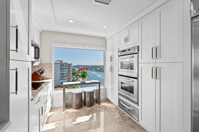 1160 Hillsboro Mile Ph, Hillsboro Beach, FL 33062