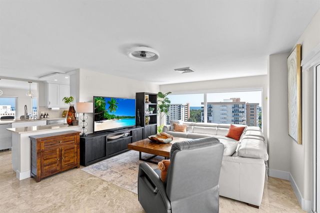 1160 Hillsboro Mile Ph, Hillsboro Beach, FL 33062