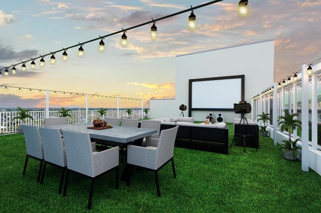 1160 Hillsboro Mile Ph, Hillsboro Beach, FL 33062