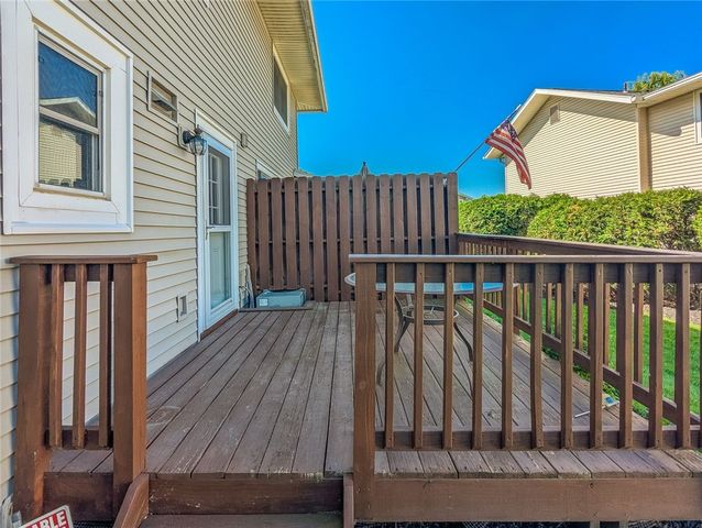 407 Eastbrooke Lane, Brighton, NY 14618