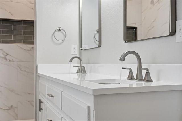 14916 Choctaw Trail, Choctaw, OK 73020