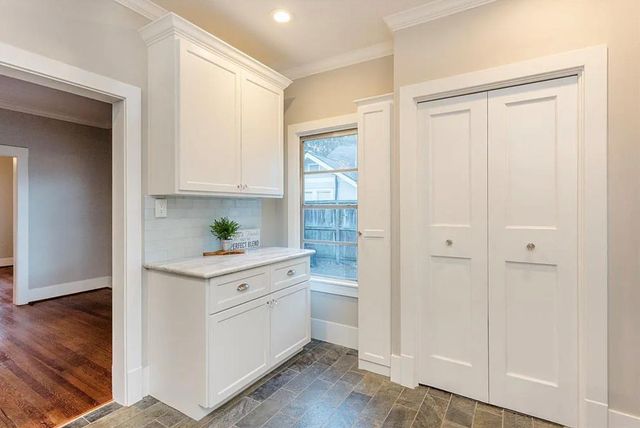 205 E 24th Street, Houston, TX 77008