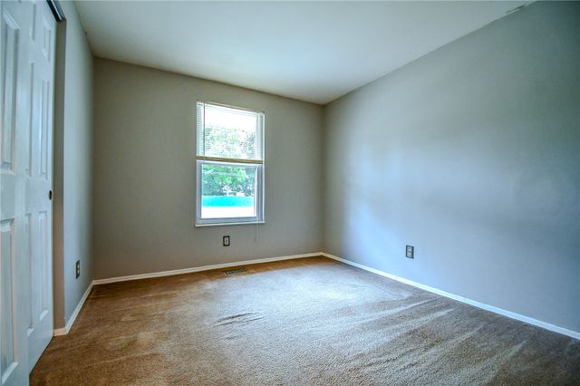6951 Taylorsville Road, Huber Heights, OH 45424