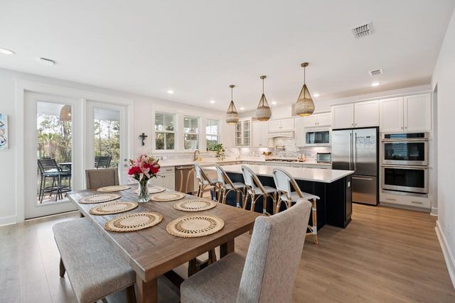 1684 Farmers Way, Mount Pleasant, SC 29466
