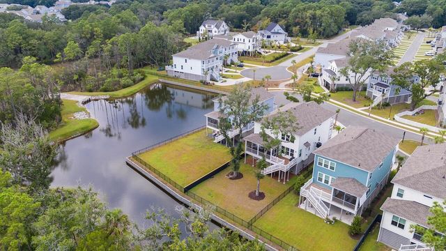 1684 Farmers Way, Mount Pleasant, SC 29466