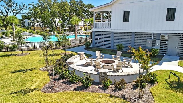 1684 Farmers Way, Mount Pleasant, SC 29466