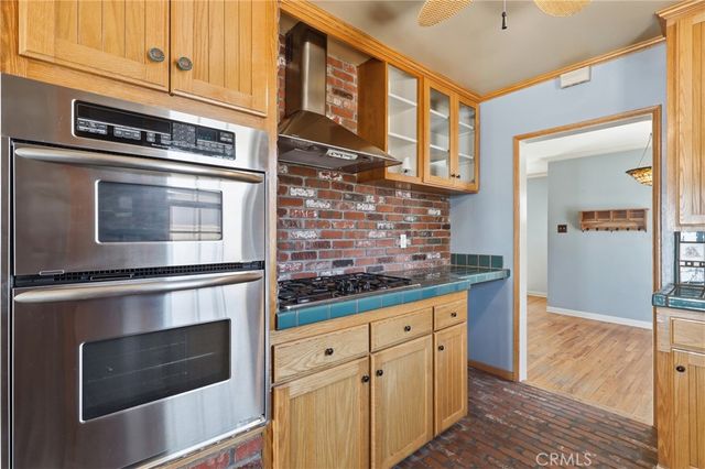 11957 Collins Street, Valley Village, CA 91607