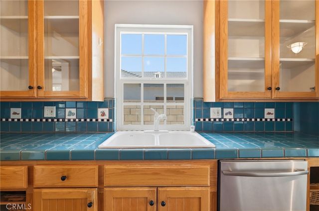11957 Collins Street, Valley Village, CA 91607