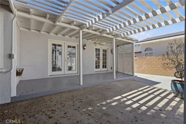 11957 Collins Street, Valley Village, CA 91607