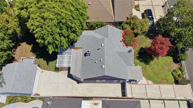 11957 Collins Street, Valley Village, CA 91607