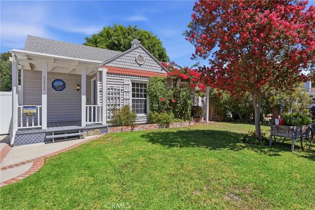 11957 Collins Street, Valley Village, CA 91607