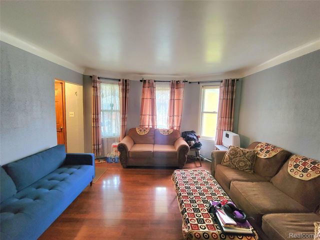 2282 Poland Street, Hamtramck, MI 48212