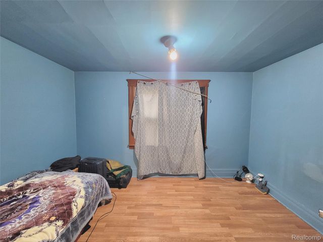 2282 Poland Street, Hamtramck, MI 48212