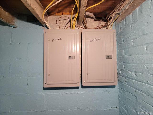 2282 Poland Street, Hamtramck, MI 48212