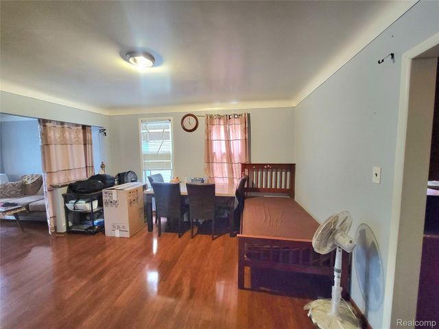 2282 Poland Street, Hamtramck, MI 48212