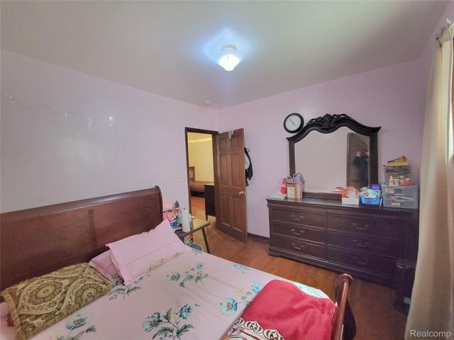 2282 Poland Street, Hamtramck, MI 48212