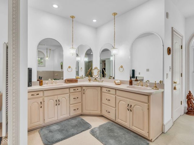 608 N Tulip Court, Crawfordsville, IN 47933