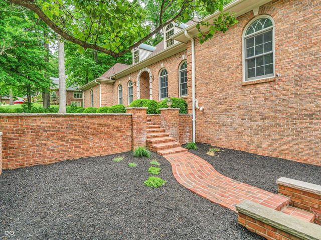 608 N Tulip Court, Crawfordsville, IN 47933