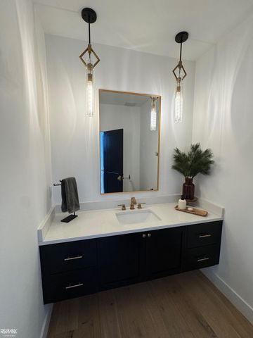 5718 Sheldon Road, Oakland Twp, MI 48306