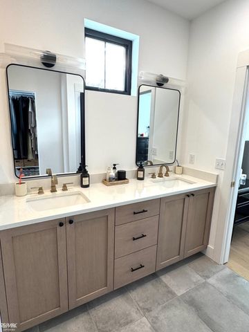 5718 Sheldon Road, Oakland Twp, MI 48306