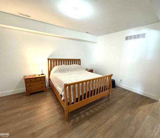 5718 Sheldon Road, Oakland Twp, MI 48306