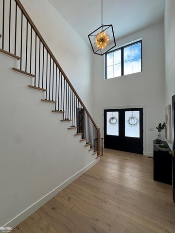 5718 Sheldon Road, Oakland Twp, MI 48306