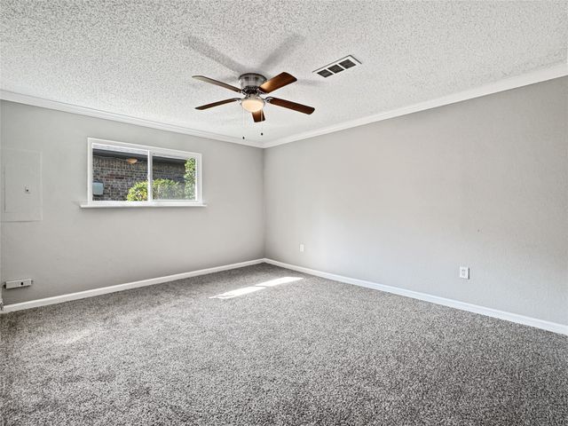 213 S Macarthur Boulevard, Coppell, TX 75019