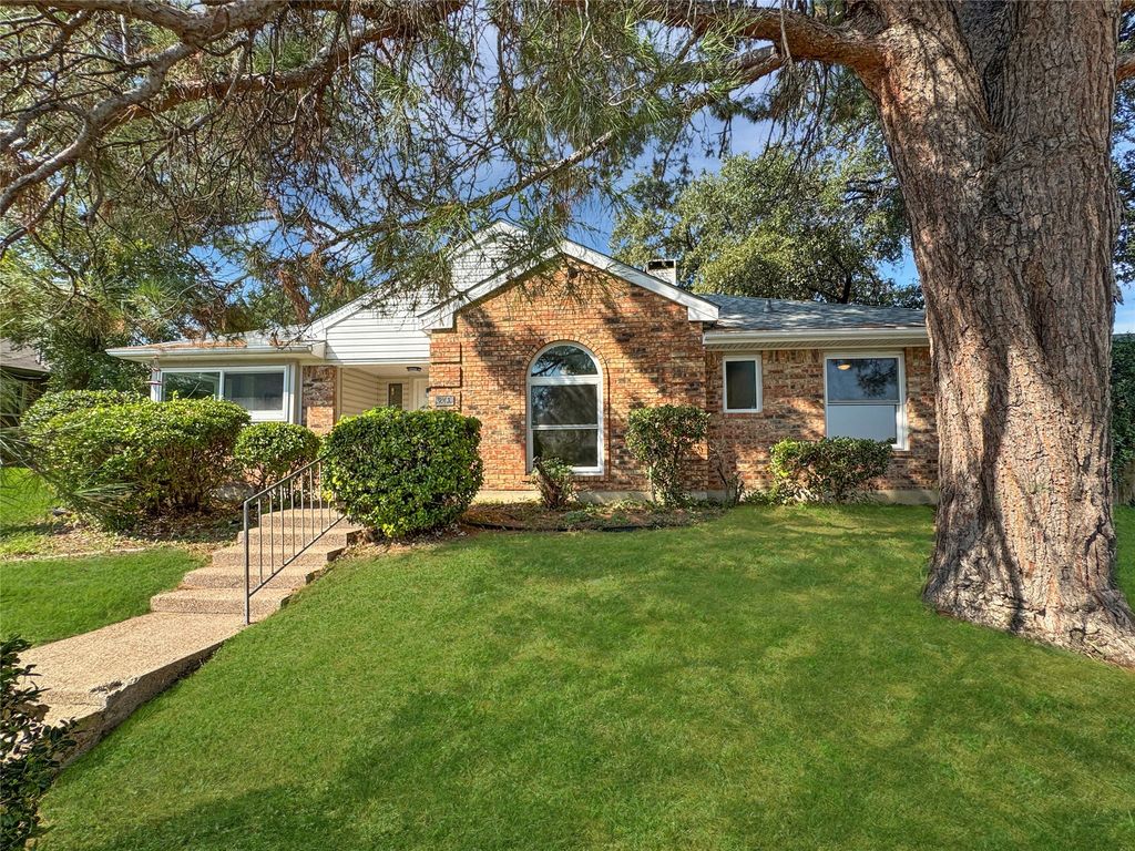 213 S Macarthur Boulevard, Coppell, TX 75019