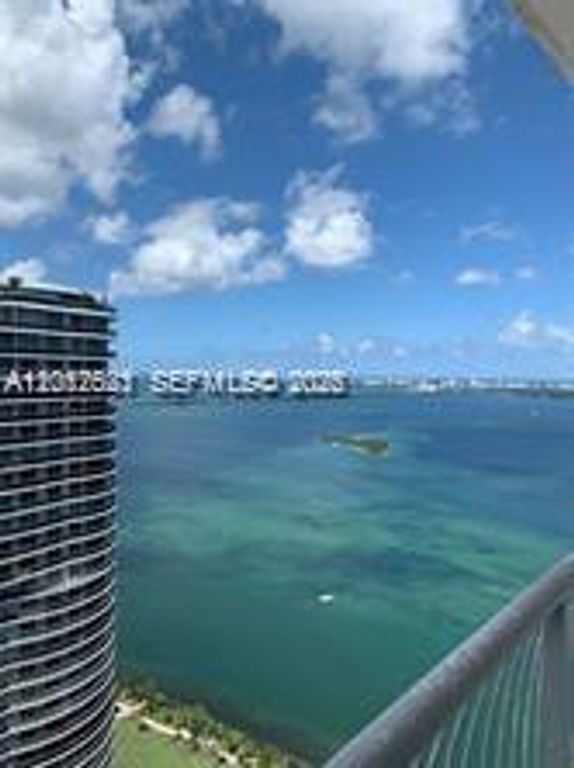 1750 N Bayshore Dr 5407, Miami, FL 33132