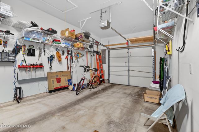 2 Winkle Court, Manchester, NJ 08759