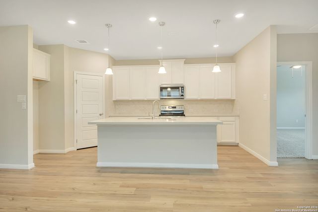 1247 Meyers Meadows, New Braunfels, TX 78130