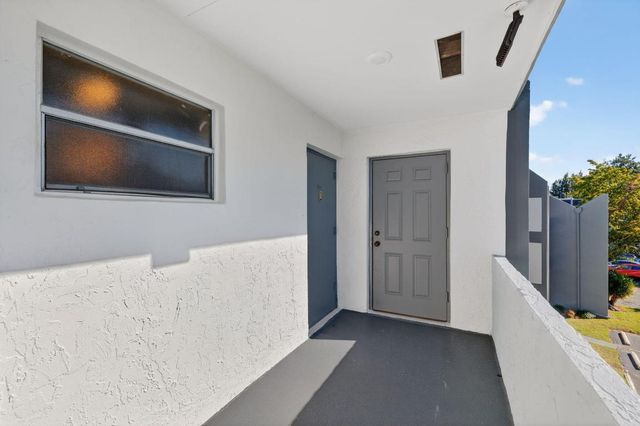 8351 Sands Point Boulevard A310, Tamarac, FL 33321